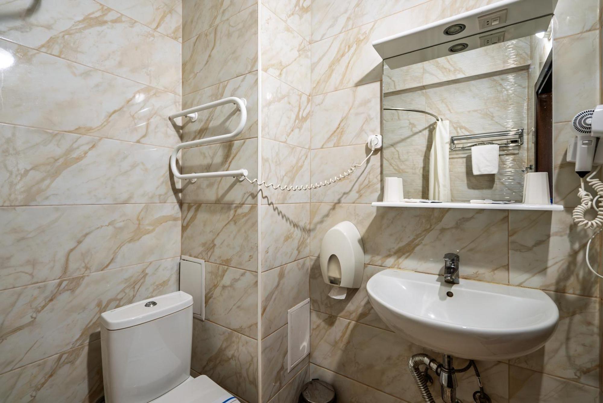 Congress Hotel Verhovina Petropavlovskaya Borshchagovka Ngoại thất bức ảnh