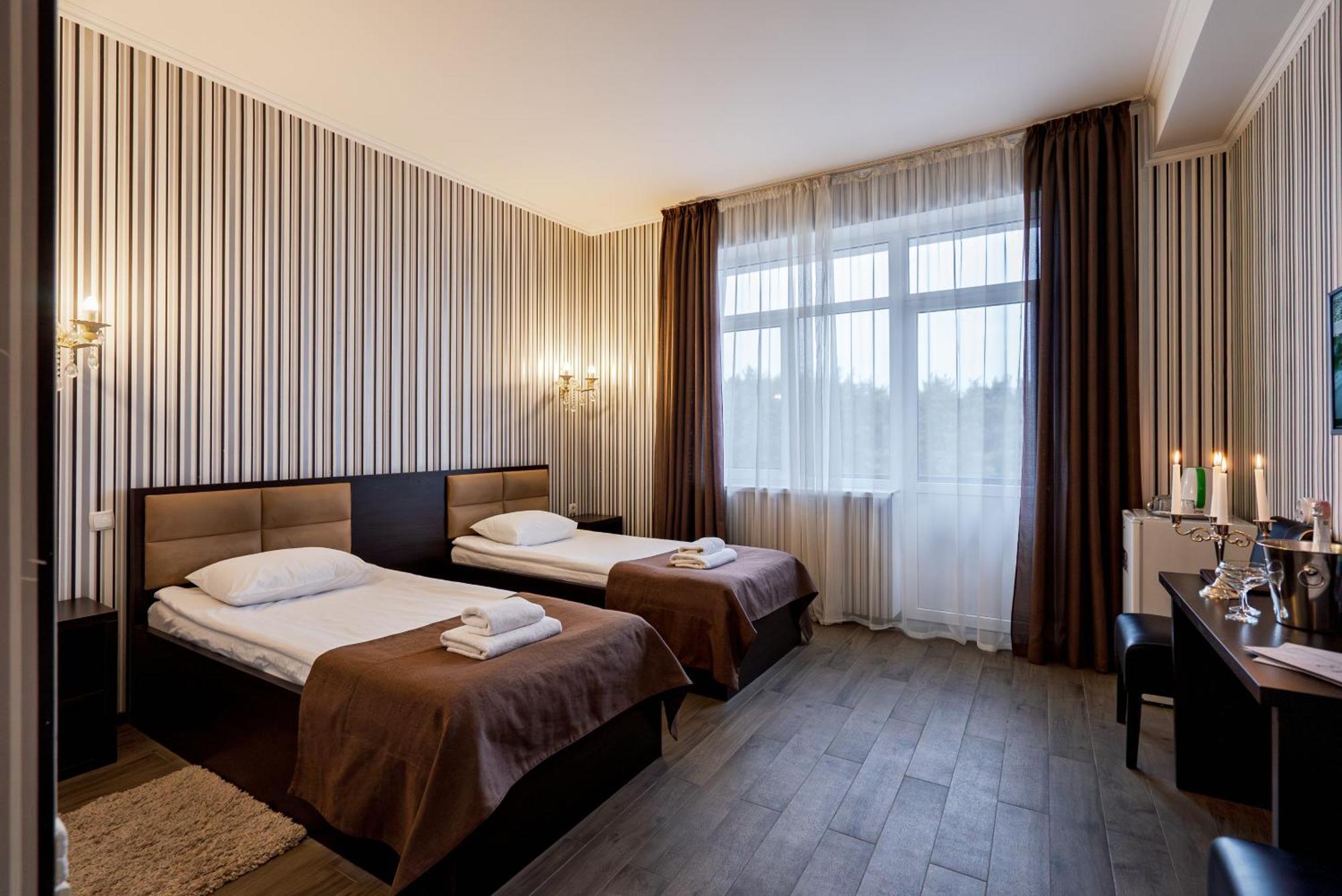 Congress Hotel Verhovina Petropavlovskaya Borshchagovka Ngoại thất bức ảnh