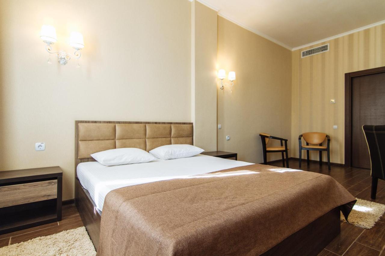 Congress Hotel Verhovina Petropavlovskaya Borshchagovka Ngoại thất bức ảnh